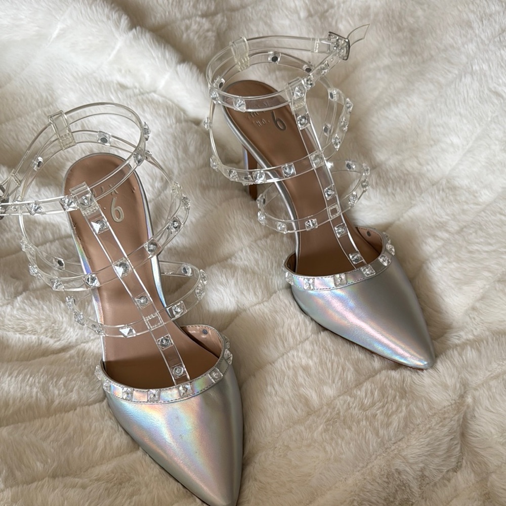 Mix No. 6 Iridescent Silver Heels